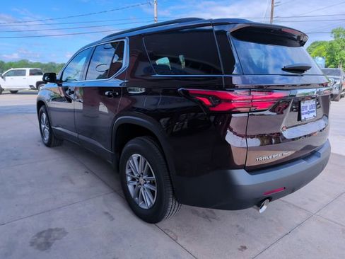 Used 2023 Chevrolet Traverse LT AWD/4WD image 5