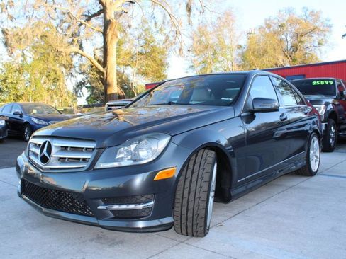Used 2013 Mercedes-Benz C 250 Sedan image 4