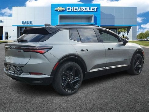 New 2026 Chevrolet Equinox EV RS image 3