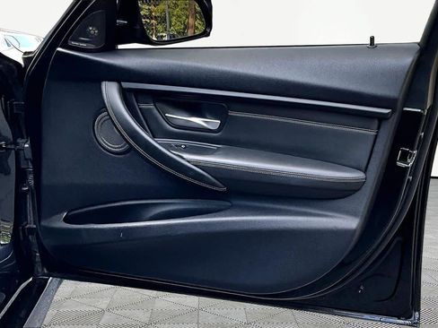 Used 2015 BMW M3 RWD image 23