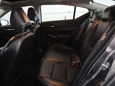 Used 2023 Nissan Altima 2.5 SL AWD/4WD image 14