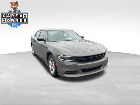 Used 2023 Dodge Charger SXT w/ Cold Weather Package image 3