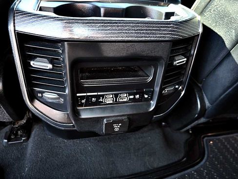 Used 2019 RAM 1500 Limited AWD/4WD image 14