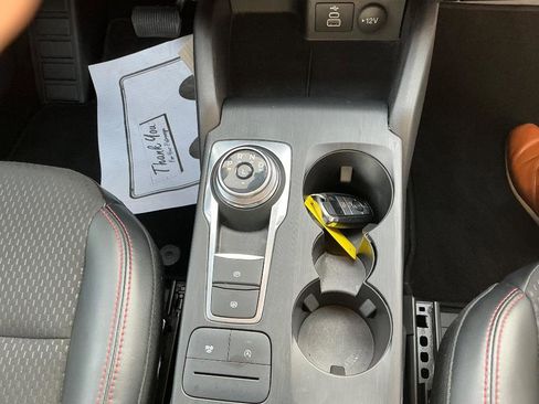 Used 2025 Ford Escape ST-Line image 11