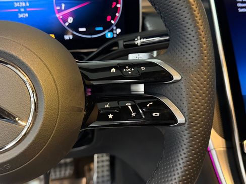 Certified 2025 Mercedes-Benz GLC 300 4MATIC image 30