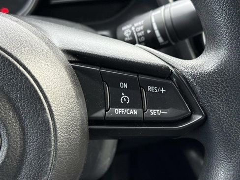 Used 2019 Toyota Yaris LE image 23