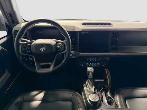 Used 2023 Ford Bronco Badlands image 20