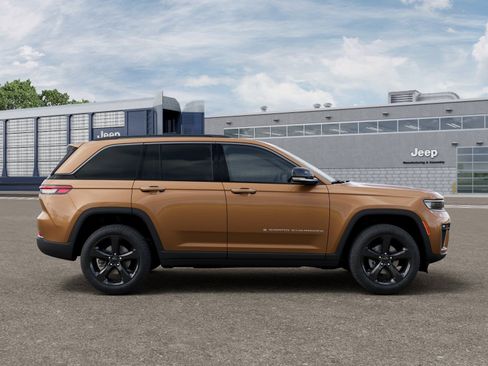 New 2026 Jeep Grand Cherokee Limited AWD/4WD image 12
