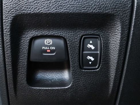 Used 2022 RAM 1500 Laramie image 25