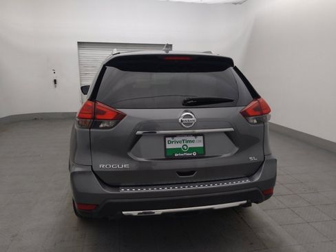 Used 2017 Nissan Rogue SL w/ SL Premium Package FWD image 6