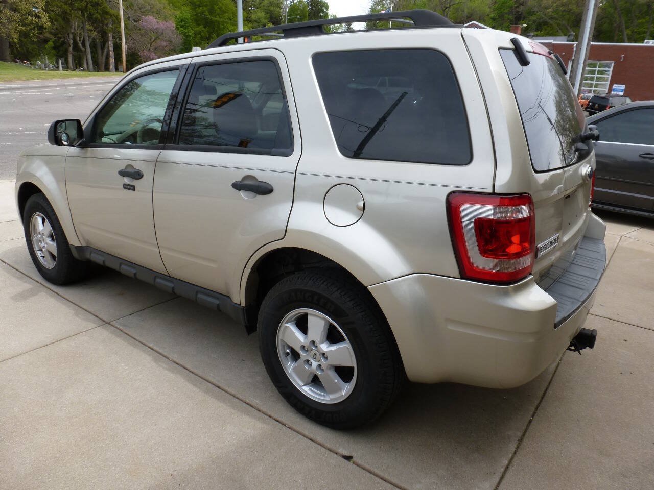 Used 2012 Ford Escape XLT AWD/4WD image 3