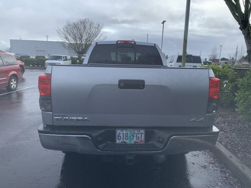Used 2010 Toyota Tundra 4x4 Double Cab image 3