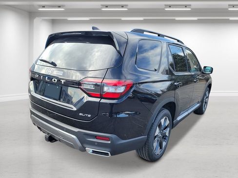 New 2026 Honda Pilot Elite image 5