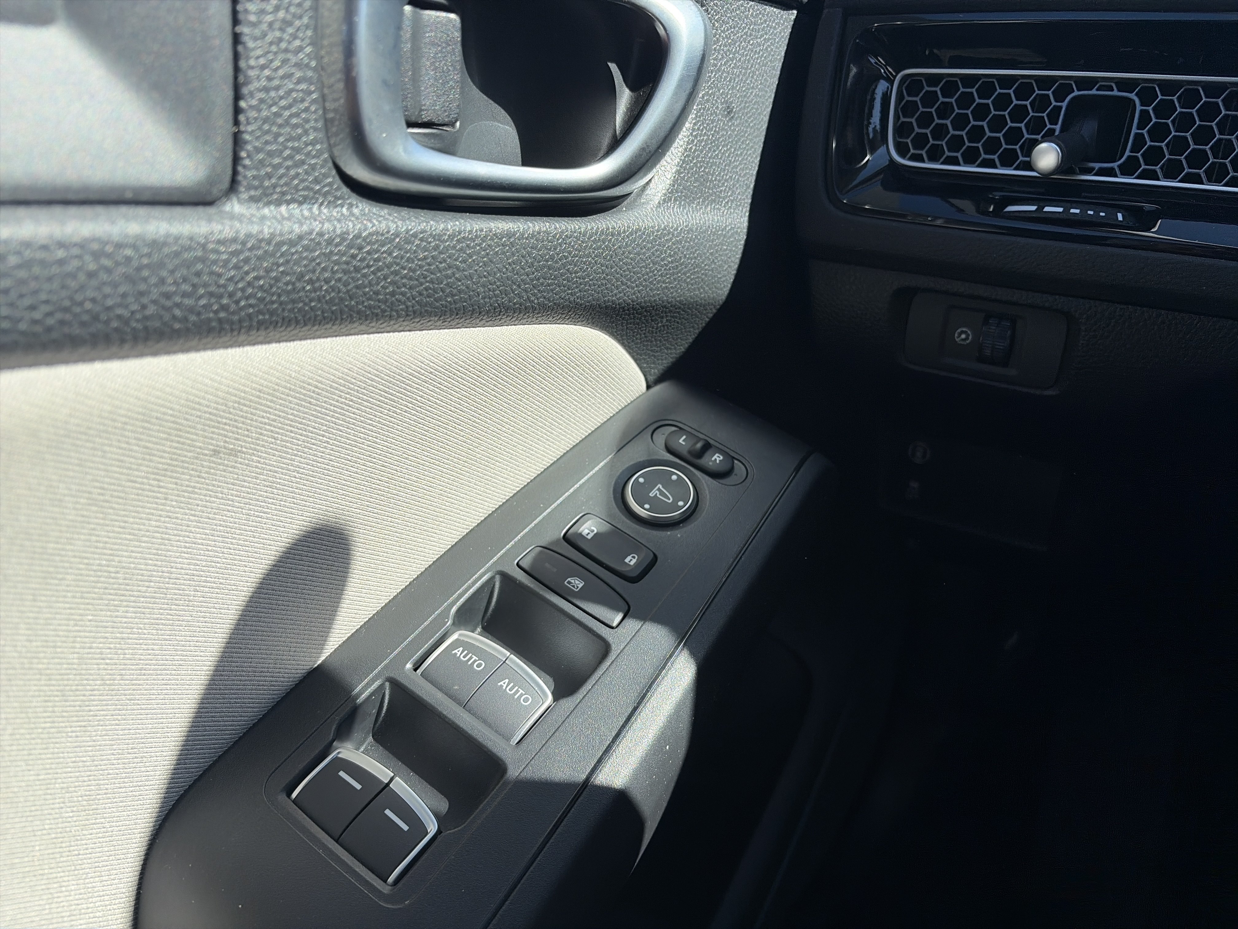 Used 2024 Honda Civic LX image 21