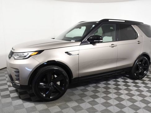 Used 2023 Land Rover Discovery S R-Dynamic AWD/4WD image 2