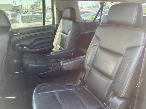 Used 2016 Chevrolet Suburban LTZ image 27