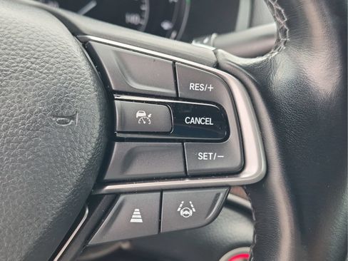 Used 2022 Honda Accord Sport image 10