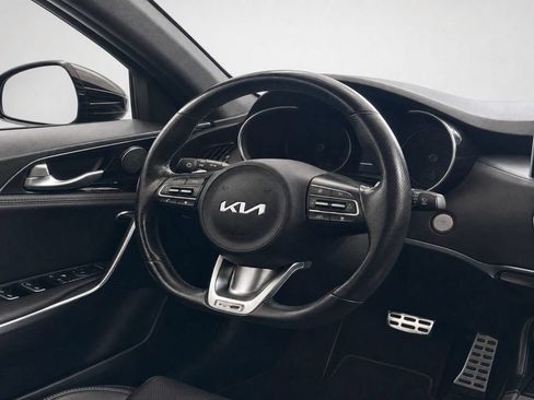 Certified 2022 Kia Stinger GT-Line w/ Sun & Sound Package AWD/4WD image 35
