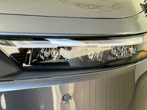 Used 2025 Honda Accord EX-L image 38