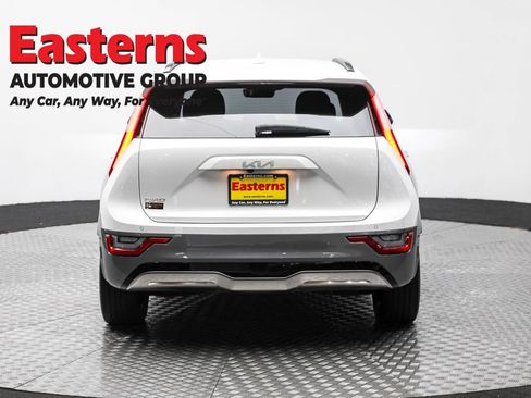 Used 2023 Kia Niro Wave image 6