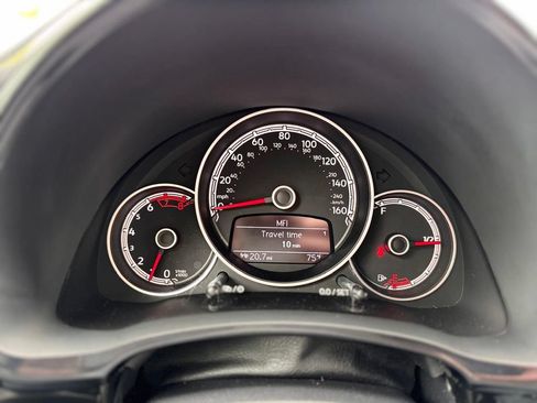 Used 2018 Volkswagen Beetle 2.0T S FWD image 14