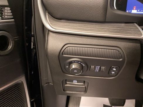 Used 2023 Jeep Wagoneer Series II w/ Convenience Group I AWD/4WD image 23