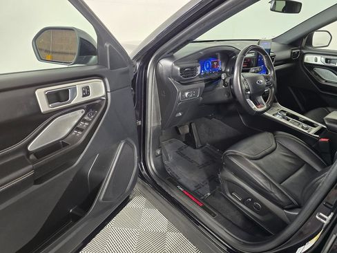 Used 2020 Ford Explorer ST w/ ST Street Pack AWD/4WD image 23