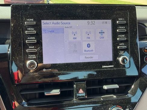 Used 2024 Toyota Camry LE FWD image 10