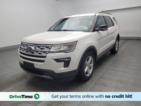 Used 2019 Ford Explorer XLT w/ Equipment Group 202A FWD image 1