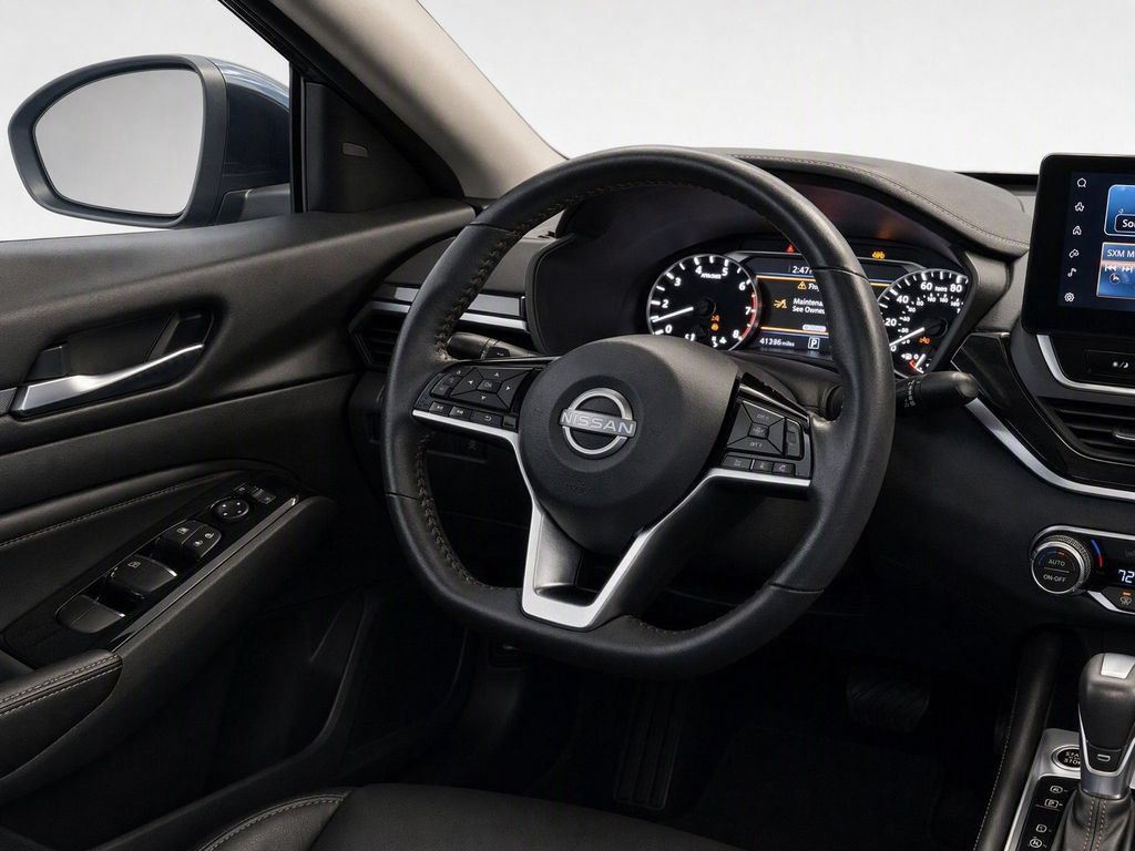 Used 2024 Nissan Altima 2.5 SR w/ SR Premium Package AWD/4WD image 34