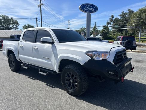 Used 2023 Toyota Tacoma SR5 w/ Technology Package AWD/4WD image 1