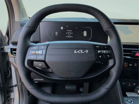 New 2026 Kia Sportage SX image 35