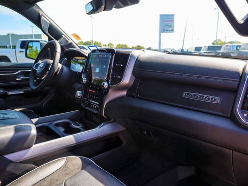 Used 2025 RAM 1500 Laramie w/ Laramie Southwest Edition AWD/4WD image 13