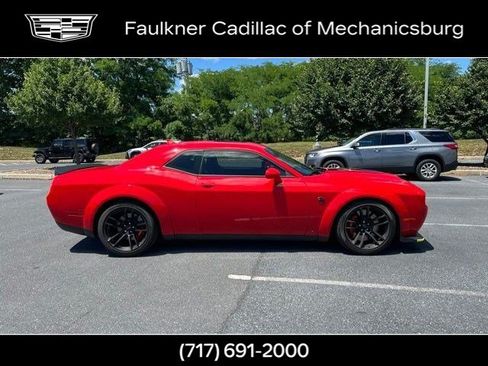 Used 2022 Dodge Challenger SRT Hellcat RWD image 5