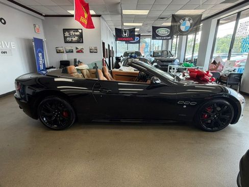 Used 2016 Maserati GranTurismo Sport RWD image 6