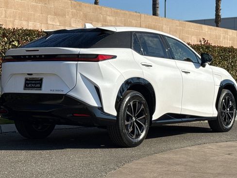 New 2026 Lexus RZ 350e image 4