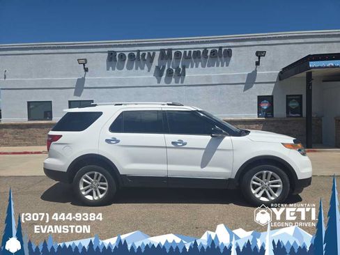 Used 2013 Ford Explorer XLT AWD/4WD image 2