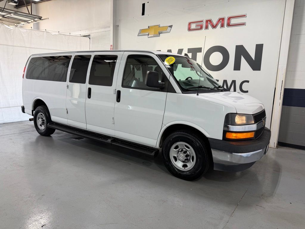 Used 2020 Chevrolet Express 3500 LT w/ LT Preferred Equipment Group RWD image 2