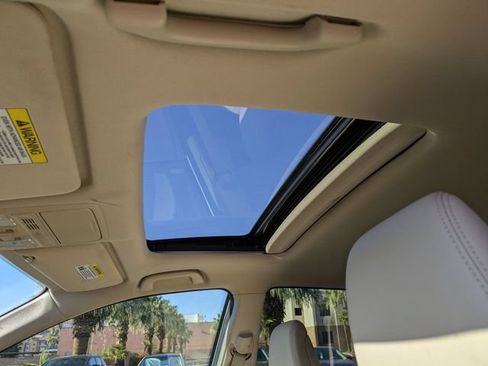 Used 2017 Honda Accord Touring image 17