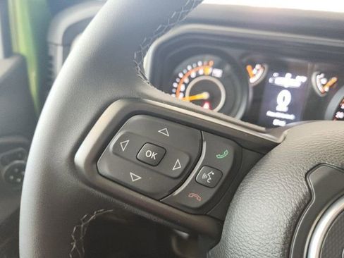 New 2025 Jeep Gladiator Sport AWD/4WD image 38