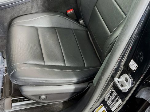 Used 2021 Mercedes-Benz GLE 350 4MATIC image 19