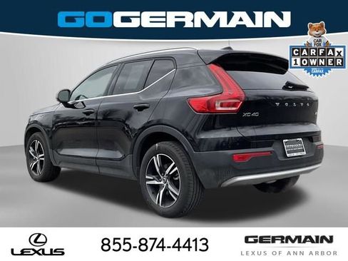 Used 2025 Volvo XC40 B5 Core AWD/4WD image 6