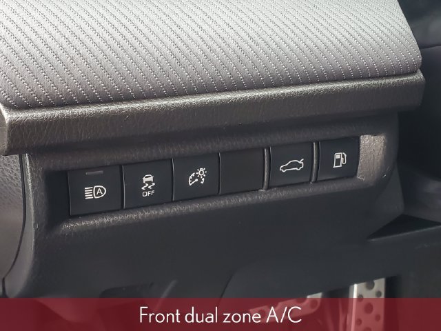 Used 2025 Toyota Camry SE FWD image 8