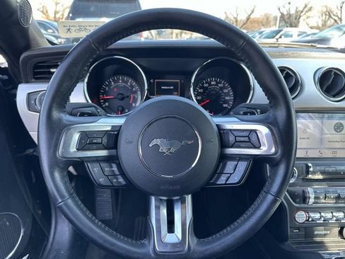 Used 2017 Ford Mustang Premium image 29