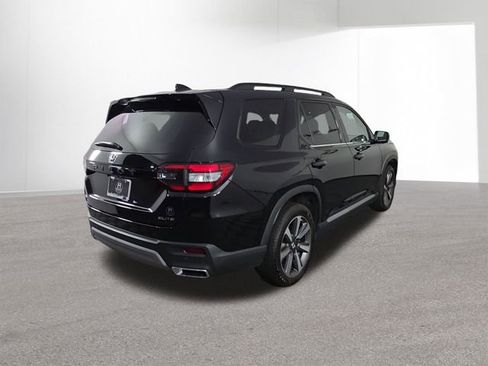 Used 2024 Honda Pilot Elite image 12