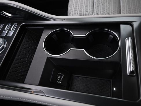 New 2026 Lincoln Nautilus Reserve image 32