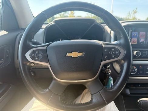 Used 2017 Chevrolet Colorado LT w/ LT Convenience Package RWD image 35