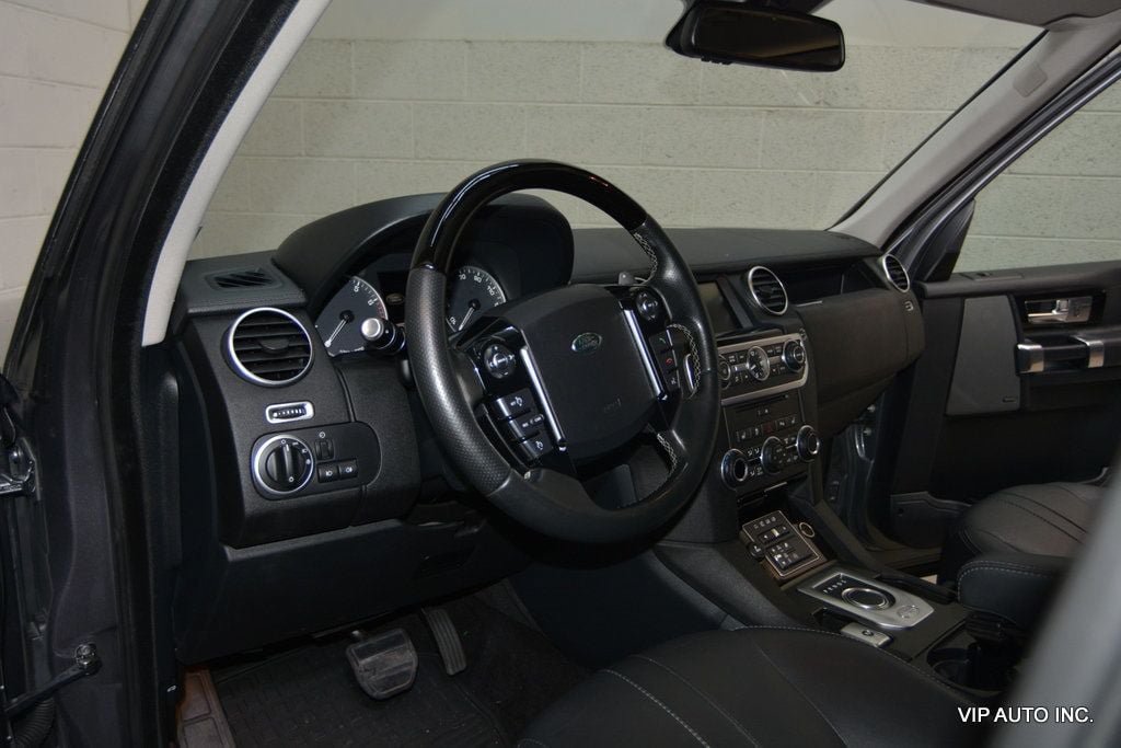 Used 2016 Land Rover LR4 HSE AWD/4WD image 16