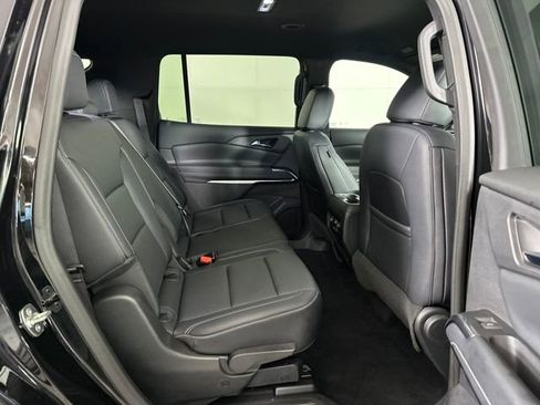 Used 2024 Chevrolet Traverse LT w/ Trailering Package image 27