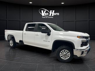 Used 2025 Chevrolet Silverado 2500 LT w/ Convenience Package AWD/4WD video 1